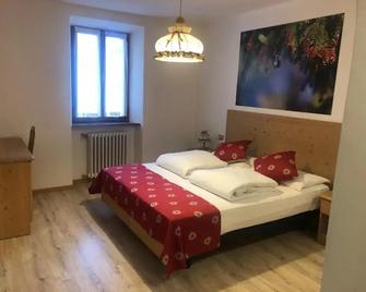 Hotel Bertoldi - Lavarone - Bedroom