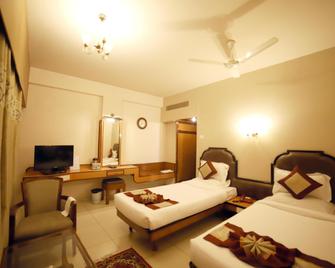 Hotel Sindhuri Park - Tirupati - Soveværelse