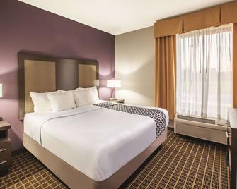 La Quinta Inn & Suites by Wyndham Mechanicsburg - Harrisburg - Mechanicsburg - Bedroom