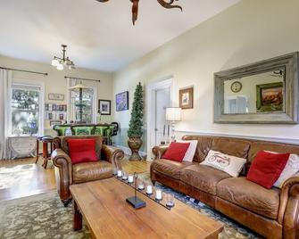 Broad Street Inn - Nevada City - Sala de estar