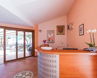 Rifugio Gorropu - Dorgali - Recepce