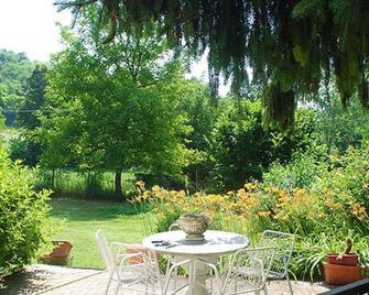 Cascina Patrizia - Asti - Patio
