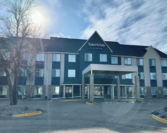 AmericInn by Wyndham Galesburg - Galesburg - Building