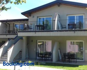 Villaggio Turistico lugana marina - Sirmione - Κτίριο