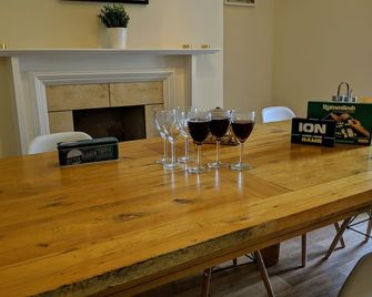 Pavilion House - Exeter - Dining room