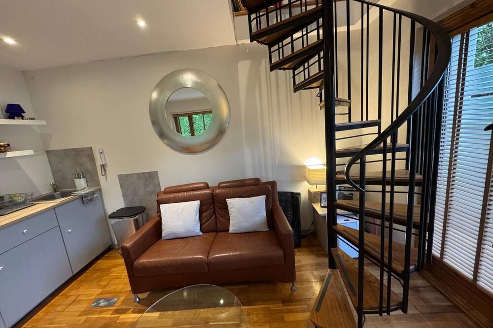 The Lodge at Bodenlodge - Malahide - Wohnzimmer