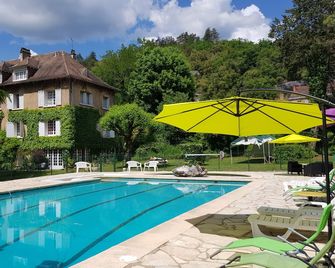 Chambres d'Hôtes Le Menestrel - Les Eyzies-de-Tayac-Sireuil - Pool