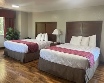 Red Carpet Inn Medford - מדפורד - חדר שינה