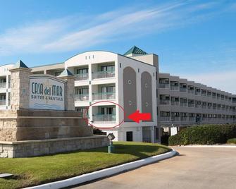 Beachfront View Condo at Casa Del Mar - Galveston - Building