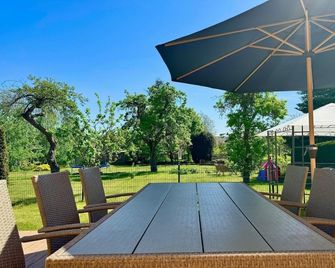 Ferienhaus Havelzeit in Werder an der Havel - Бранденбург-на-Хафелі - Патіо
