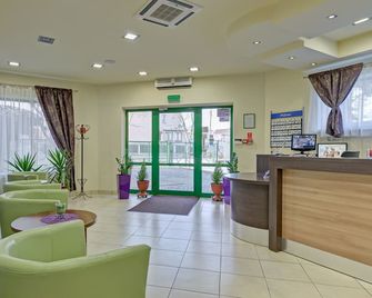 Hotel Zielony - Posnania - Recepción