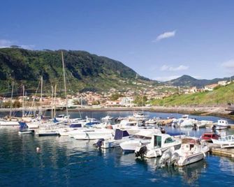 White Waters Hotel - Machico - Vista esterna