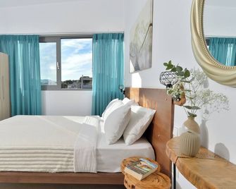 Sun Day Rooms & Studios - Free Airport Shuttle - Artémida