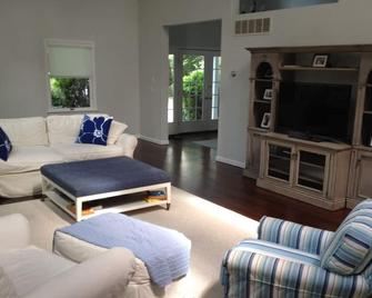 Family friendly, house with 4 bedrooms - Bridgehampton - Sala de estar