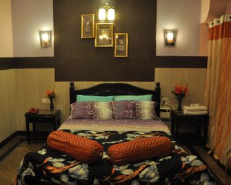 Hotel Nala Residency - Tiruvannamalai - Schlafzimmer