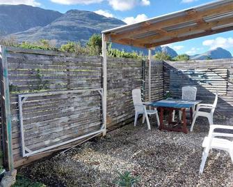 Cosy apartment, close vicinity to beaches and local attractions - Betty’s Bay - Patio