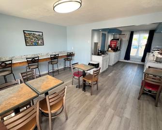 Continental Inn - Pellston - Restaurant