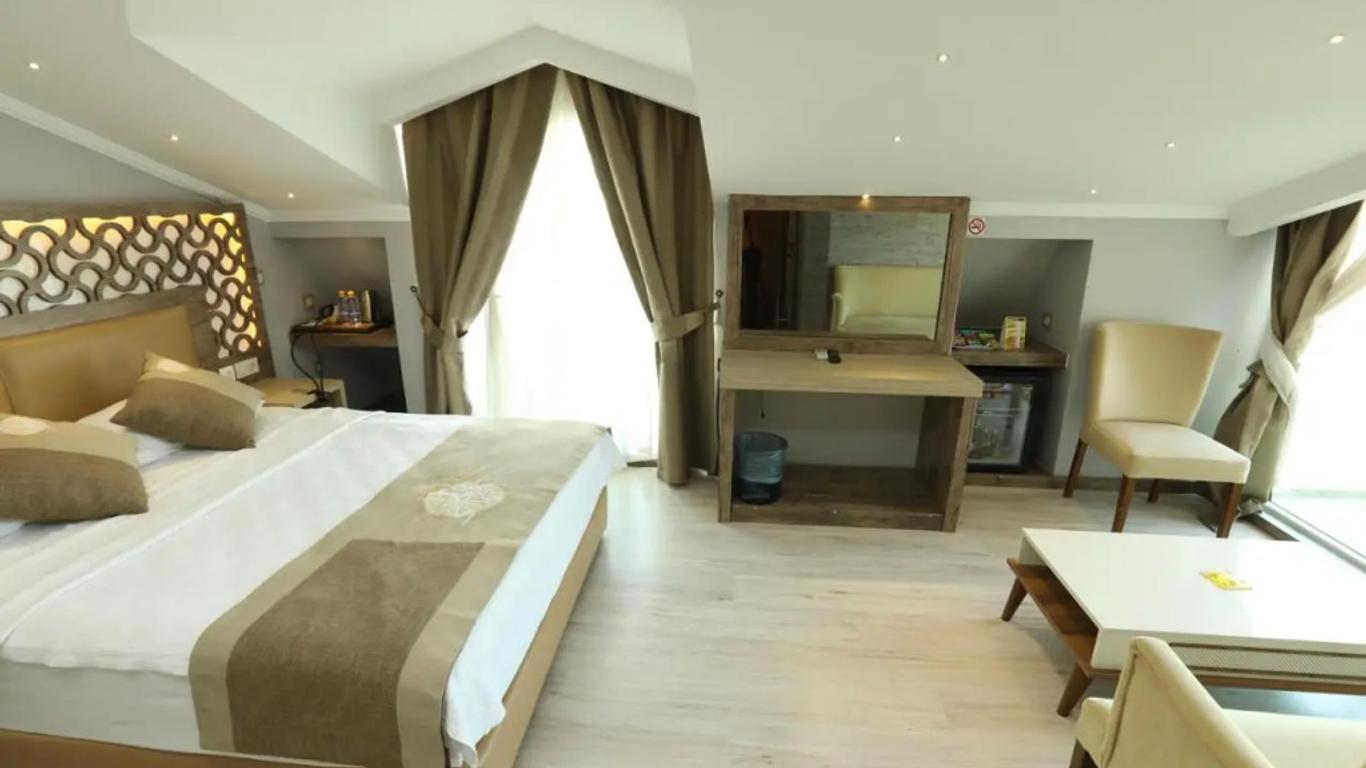 Unluselek Hotel