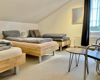Viva Hostel - Chur - Bedroom