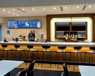 Courtyard by Marriott New Haven Orange/Milford - Orange - Bar