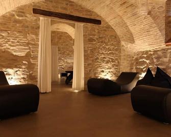 Relais Del Borgo Hotel & Spa 4 Stelle - Staffolo - Living room