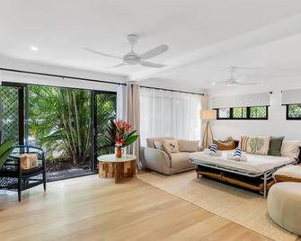 Belle Escapes Sun Rose in Palm Cove - Palm Cove - Sufragerie