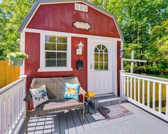 Pet-friendly Raleigh Tiny Home w/ Patio - Raleigh - Balcon