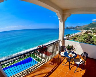 Park Hotel Silemi - Letojanni - Balkon