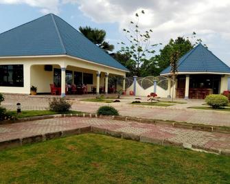 Lesa Garden Hotel - Mwanza - Building