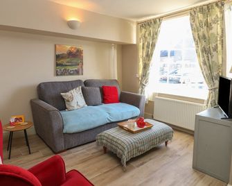 8 Market Place In Masham - Ripon - Living room