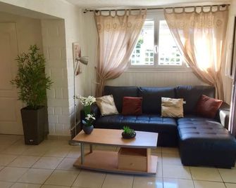 Holiday home in Riva Bella 200m from the beach and 500 m from the center - Ouistreham - Living room