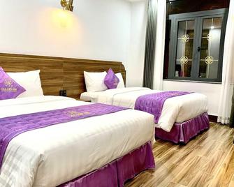 Golden Inn Hotel - Хуе - Спальня