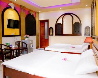 Gold Stars Hotel - Long hai - Habitación