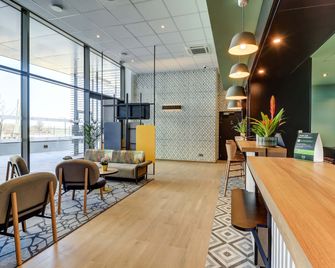 بي آند بي هوتل ديجون فالمي تويسون دور - ديجون - ردهة