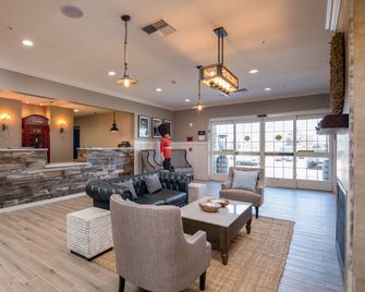 Aristocrat Hotel, BW Signature Collection - Half Moon Bay - Лоббі