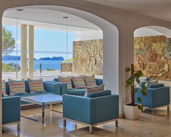 Universal Hotel Lido Park - Peguera - לובי