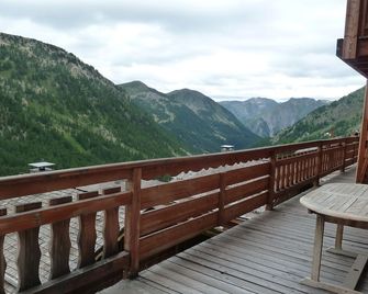 Chalet 5-6 persons 2 bedrooms - Isola - Balkón