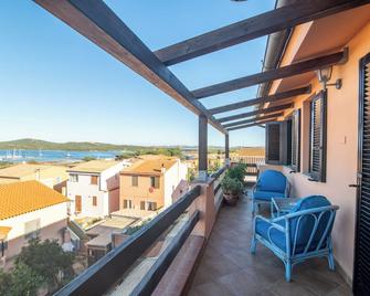 Appartamento Lella - Porto Pozzo - Balcony