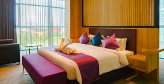 Greens Hotel & Suites - Bintulu - Bedroom