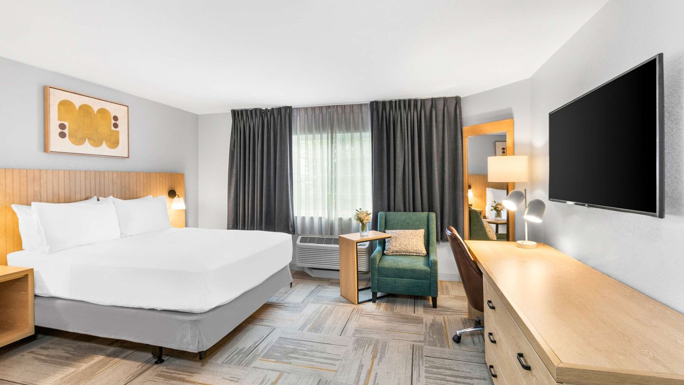 Sonesta Simply Suites Austin South