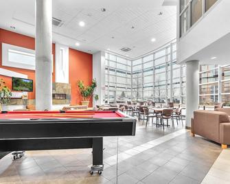Residence & Conference Centre - London - London