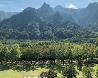 KensingtonHotel Seorak - Sokcho - Вигляд зовні