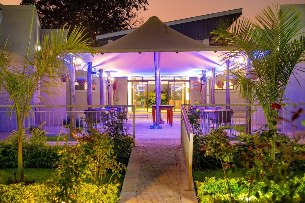 Bhejane Lodge - Victoria Falls
