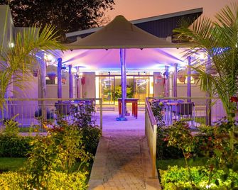 Bhejane Lodge - Victoria Falls