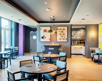 Premier Inn Lübeck City Stadtgraben - Lübeck - Restaurant