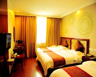 Greentree Inn Jining Wenshang Baoxiang Temple Express Hotel - Jining - Slaapkamer