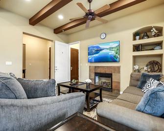 Legacy Villas Resort Single Story Pools Gym - La Quinta - Salon