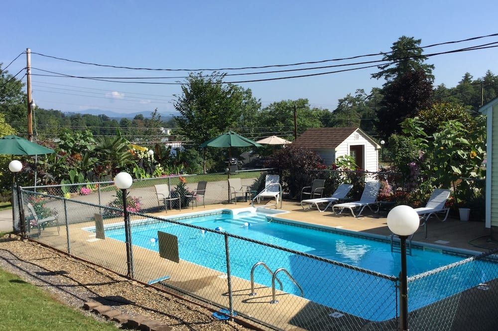 Bay Top Motel - Laconia