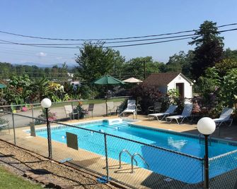 Bay Top Motel - Laconia