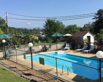 Bay Top Motel - Laconia
